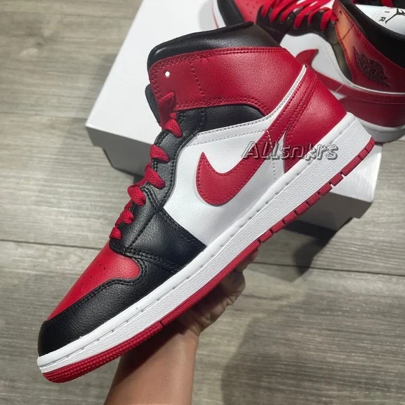 Air Jordan 1 Mid Women’s Red Black White